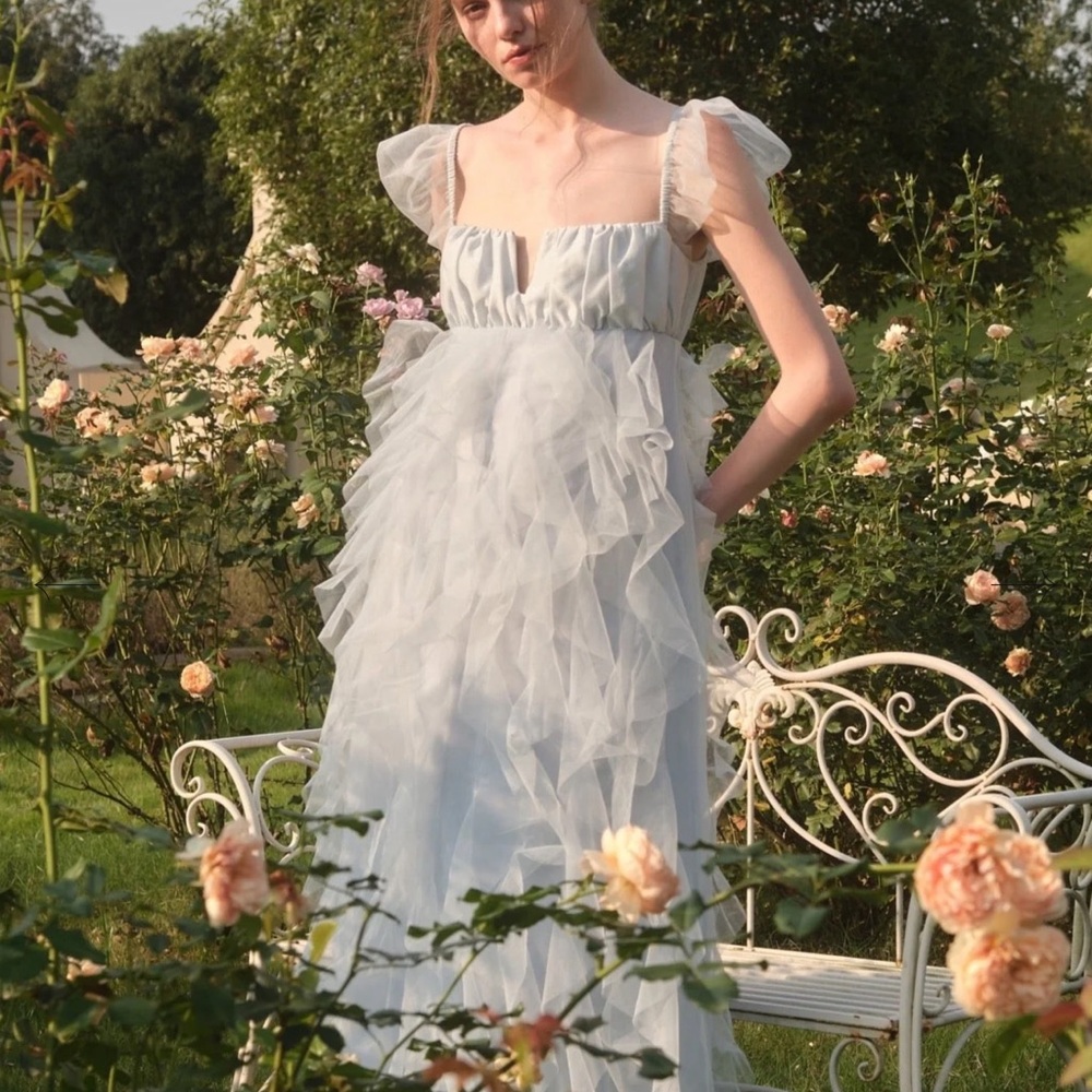 Maison Amory Elegant Light Blue Ruffled Dress